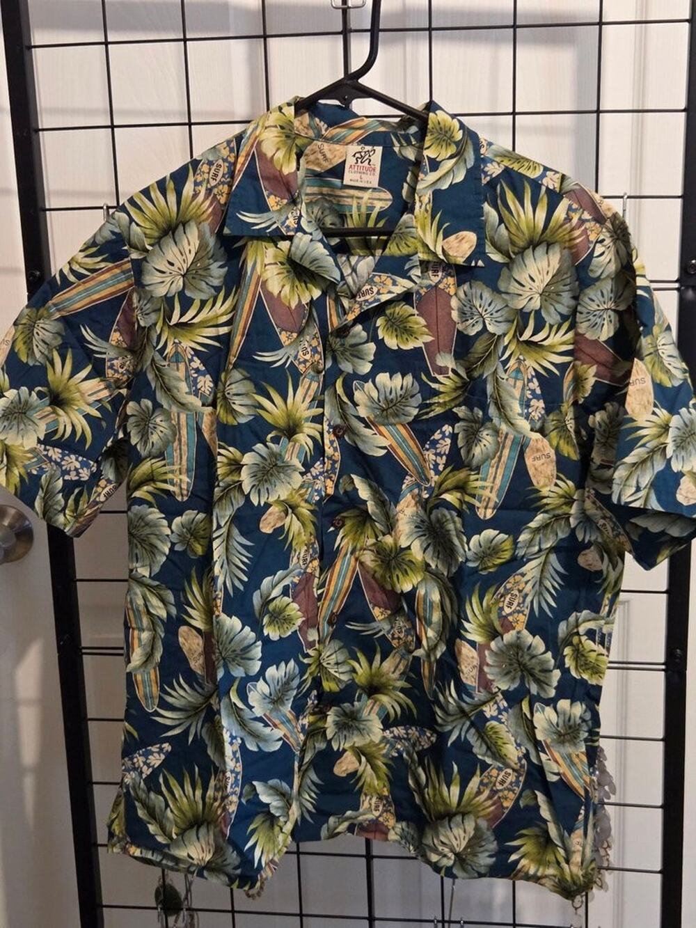 Attitude Clothing Co. Hawaiian Print Short Sleeve Shirt
